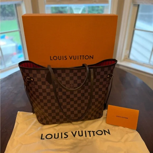 Louis Vuitton Neverfull MM - Picture 1 of 12